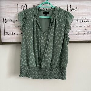 Chic Polka Dot Ruffle Blouse in Green